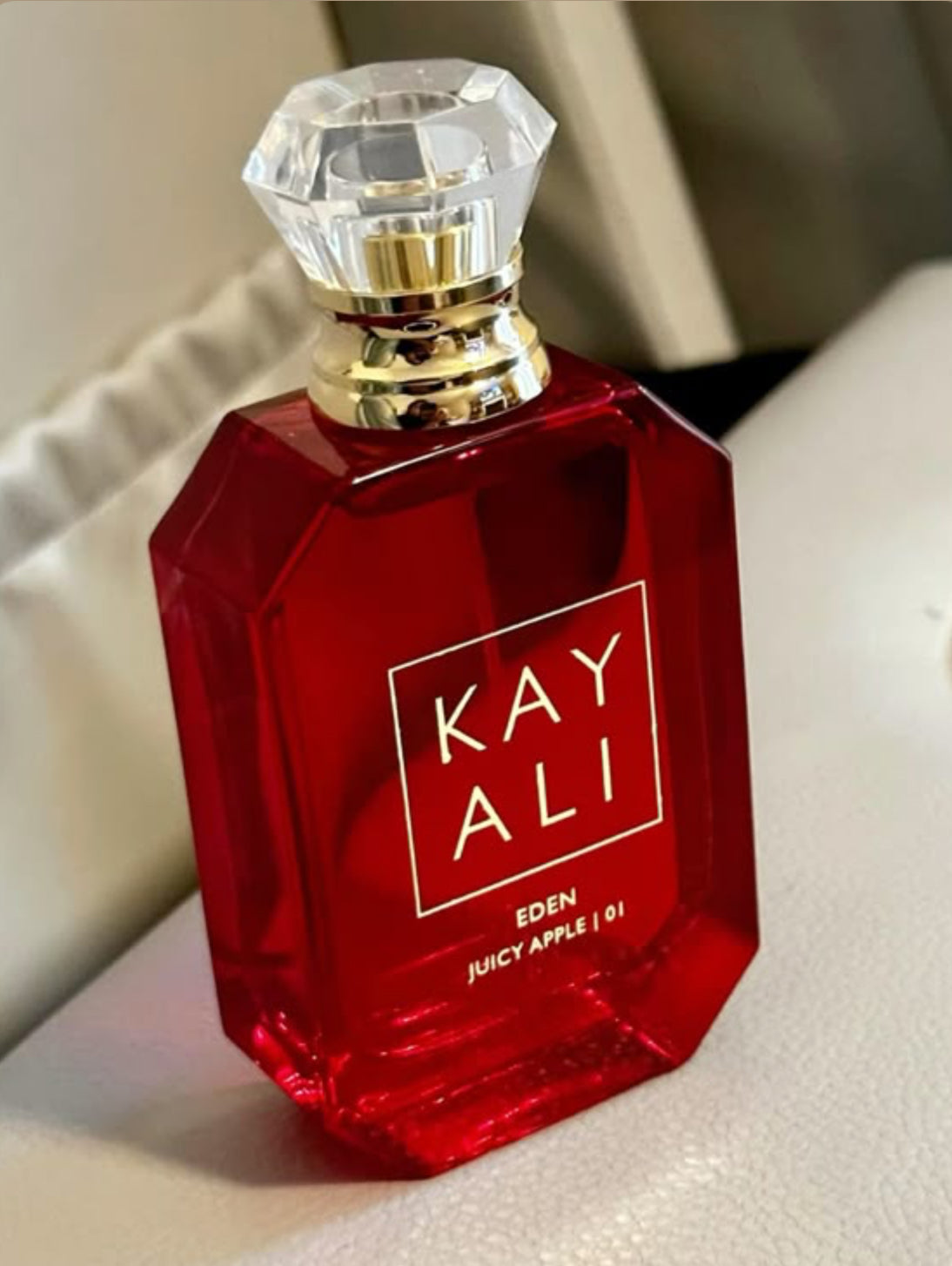 KAYALI EDEN JUICY APPLE Eau De Parfum