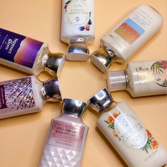 Bath & Body Works | Strawberry Pound Cake Body Lotion