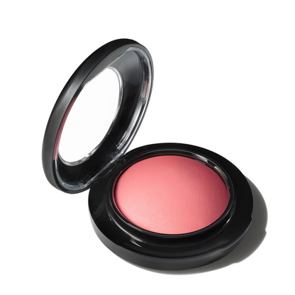 MAC COSMETICS | Mineralize Blush with Radiant Luminous Colour